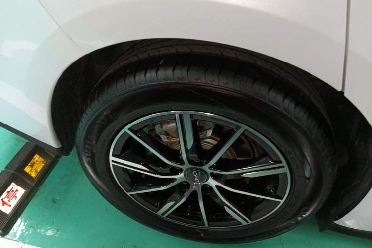 Used BYD Seal 06 New Energy 2024 DM-i 120KM Luxury Model Exterior 5
