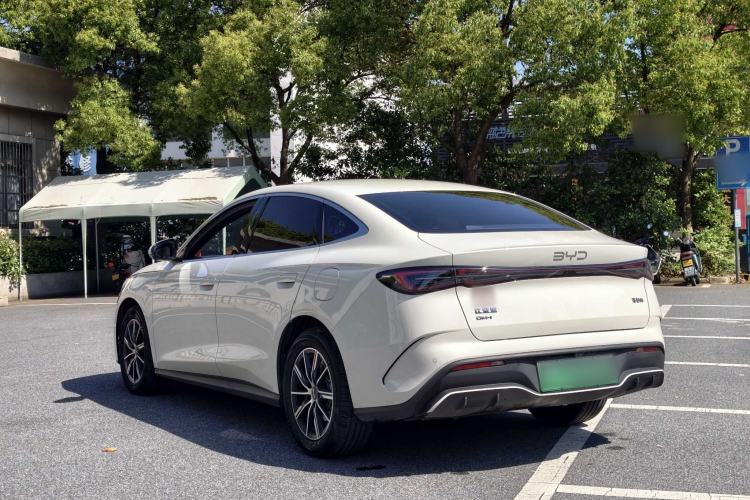 Used BYD Seal 06 New Energy 2024 DM-i 80KM Prestige Model Exterior 6