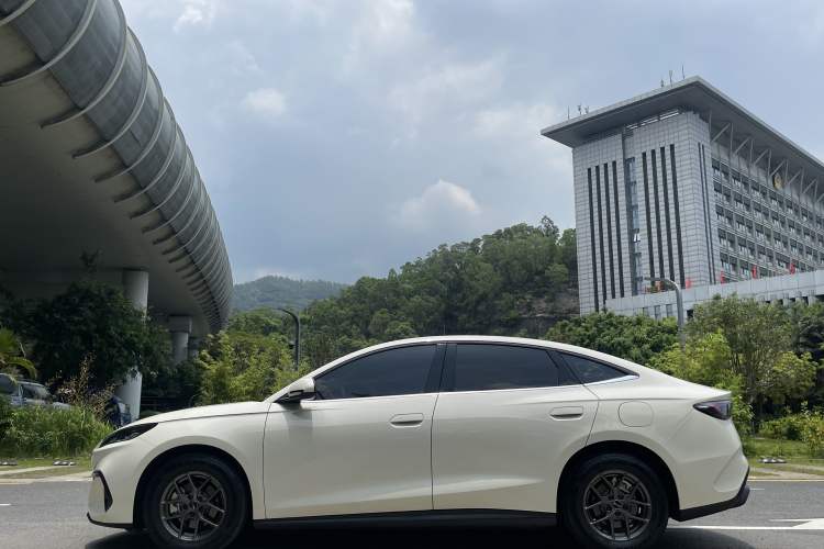 Used BYD Seal 06 New Energy 2024 DM-i 80KM Luxury Model Exterior 6