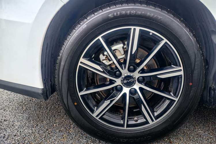 Used BYD Seal 06 New Energy 2024 DM-i 120KM Luxury Model Exterior 6