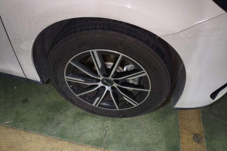 Used BYD Seal 06 New Energy 2024 DM-i 120KM Luxury Model Exterior 7