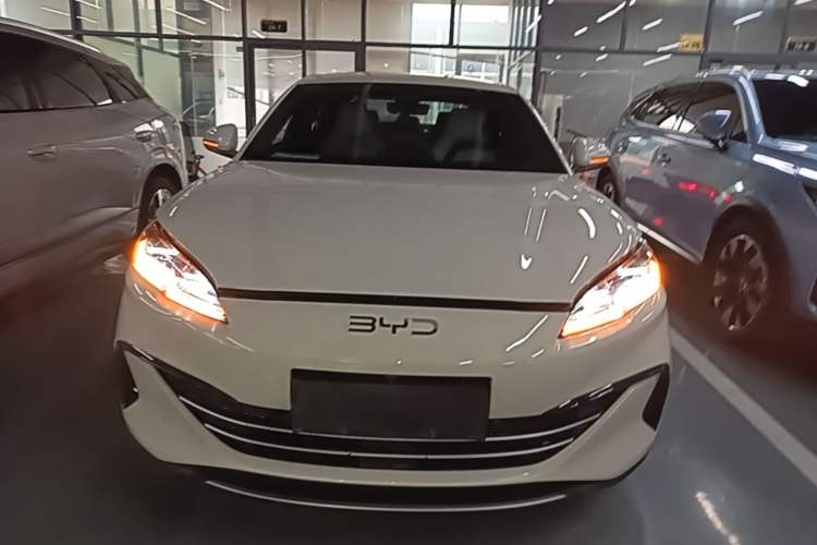 Used BYD Seal 06 New Energy 2024 DM-i 80KM Prestige Model Front