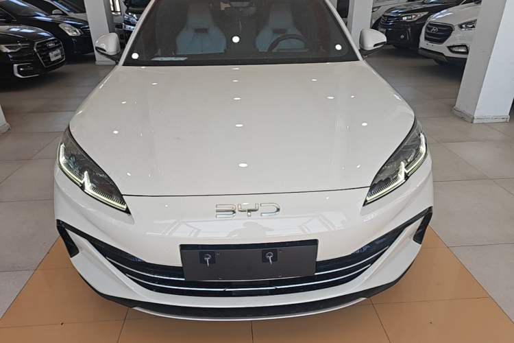 Used BYD Seal 06 New Energy 2024 DM-i 80KM Luxury Model Front