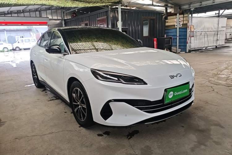 Used BYD Seal 06 New Energy 2024 DM-i 80KM Prestige Model Front Right 45 Deg