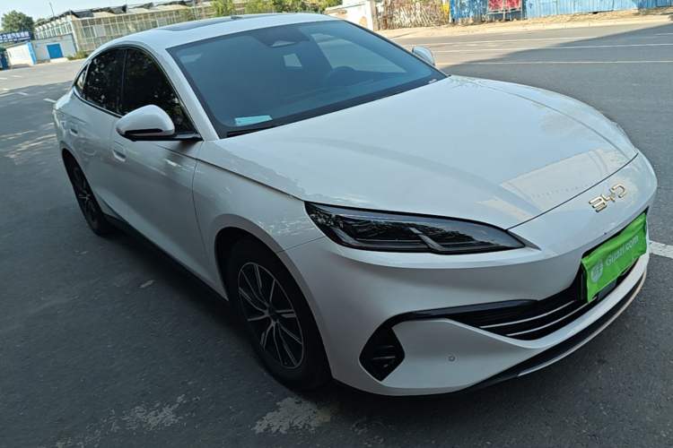 Used BYD Seal 06 New Energy 2024 DM-i 120KM Luxury Model Front Right 45 Deg