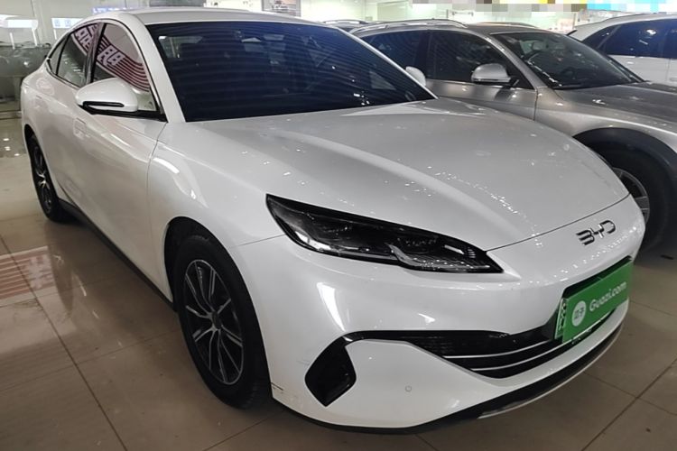 Used BYD Seal 06 New Energy 2024 DM-i 80KM Prestige Model Front Right 45 Deg