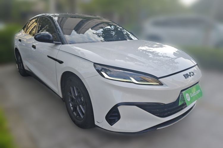 Used BYD Seal 06 New Energy 2024 DM-i 80KM Luxury Model Front Right 45 Deg