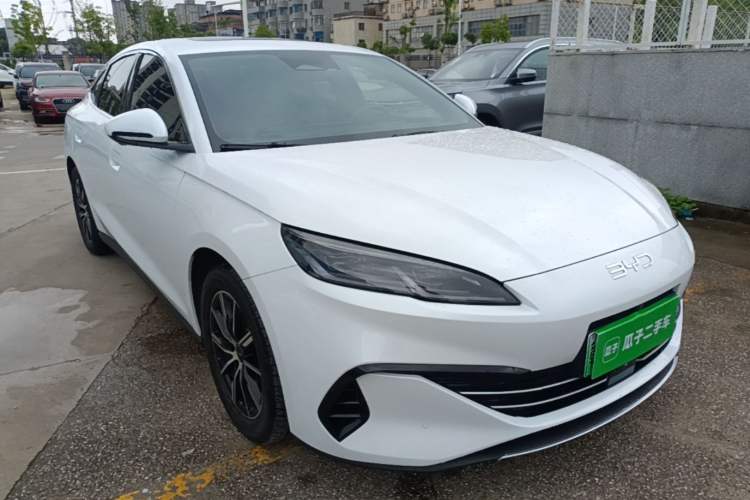 Used BYD Seal 06 New Energy 2024 DM-i 120KM Luxury Model Front Right 45 Deg