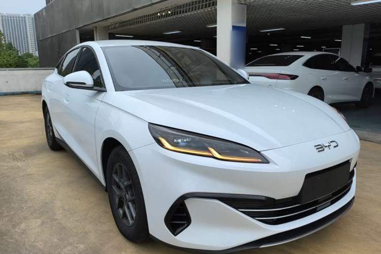 Used BYD Seal 06 New Energy 2024 DM-i 80KM Luxury Model Front Right 45 Deg
