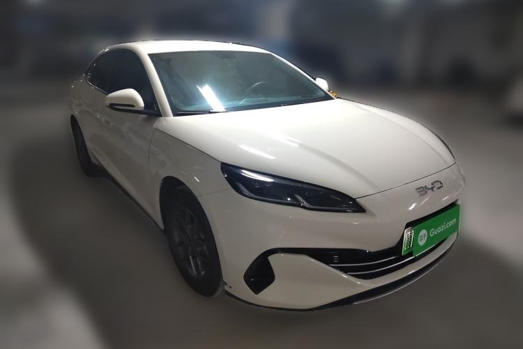 Used BYD Seal 06 New Energy 2024 DM-i 80KM Luxury Model Front Right 45 Deg