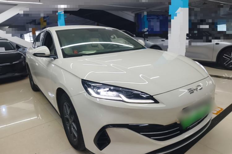 Used BYD Seal 06 New Energy 2024 DM-i 80KM Luxury Model Front Right 45 Deg