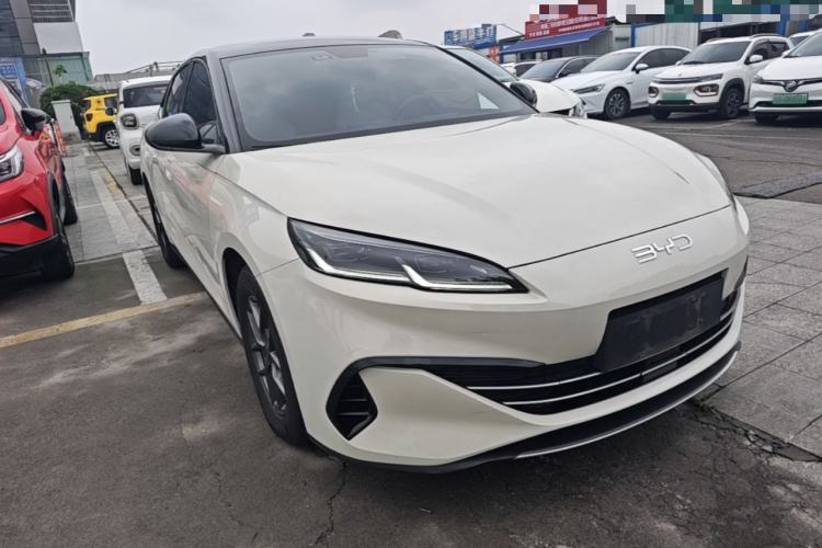 Used BYD Seal 06 New Energy 2024 DM-i 80KM Luxury Model Front Right 45 Deg