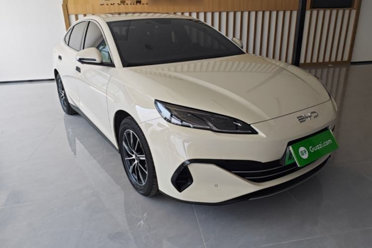 Used BYD Seal 06 New Energy 2024 DM-i 120KM Prestige Model Front Right 45 Deg