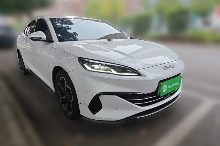 Used BYD Seal 06 New Energy 2024 DM-i 120KM Flagship Model Front Right 45 Deg