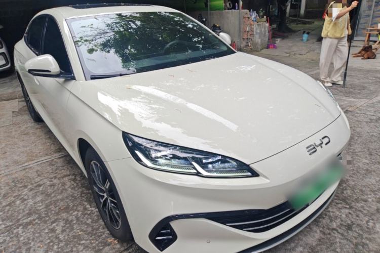 Used BYD Seal 06 New Energy 2024 DM-i 120KM Luxury Model Front Right 45 Deg