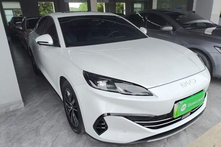 Used BYD Seal 06 New Energy 2024 DM-i 120KM Luxury Model Front Right 45 Deg