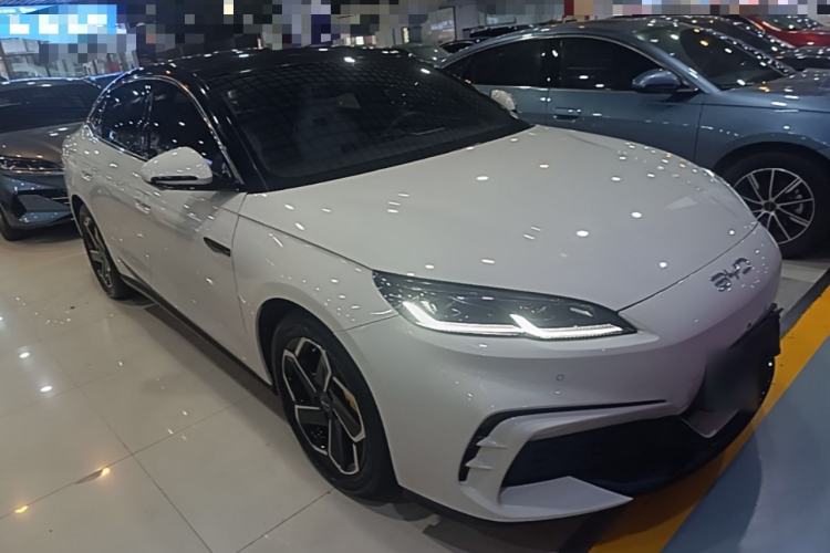 Used BYD Seal 06 New Energy 2024 DM-i 80KM Prestige Model Front Right 45 Deg