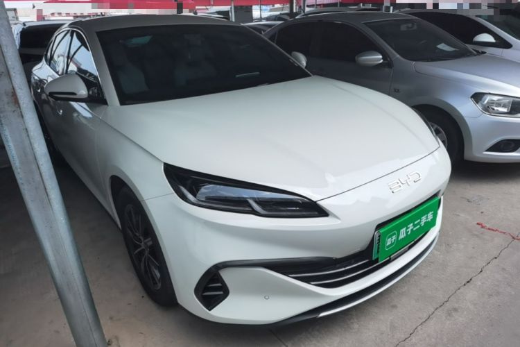 Used BYD Seal 06 New Energy 2024 DM-i 80KM Prestige Model Front Right 45 Deg