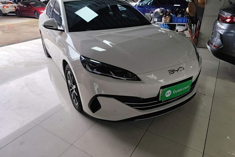 Used BYD Seal 06 New Energy 2024 DM-i 80KM Prestige Model Front Right 45 Deg