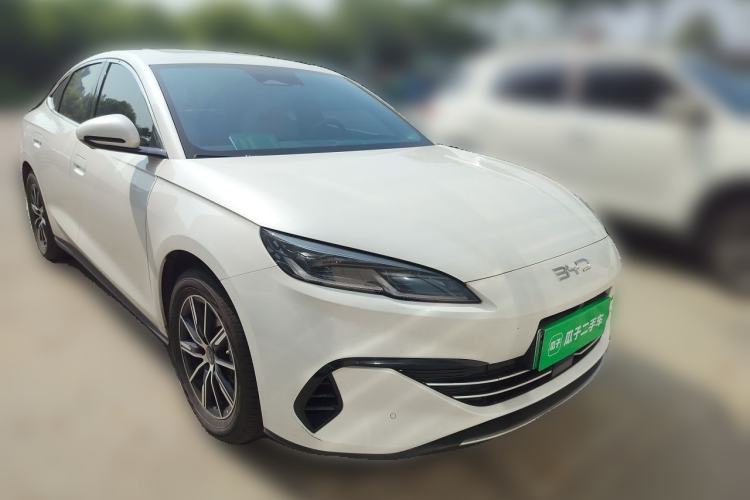 Used BYD Seal 06 New Energy 2024 DM-i 120KM Luxury Model Front Right 45 Deg
