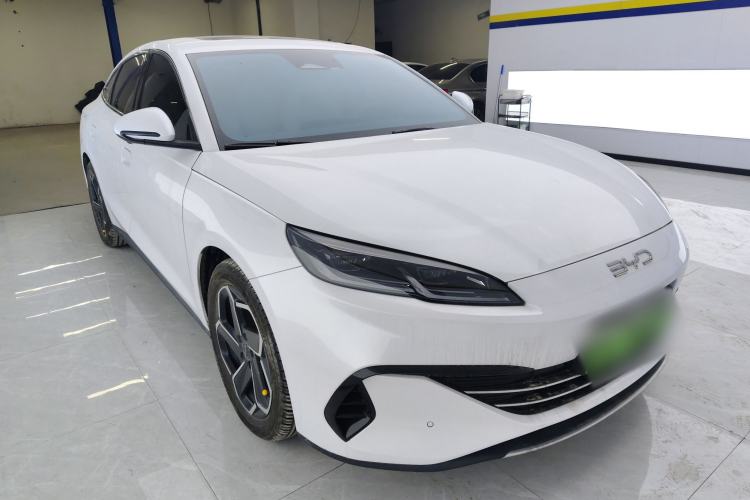 Used BYD Seal 06 New Energy 2024 DM-i 120KM Flagship Model Front Right 45 Deg