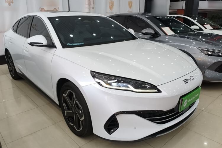 Used BYD Seal 06 New Energy 2024 DM-i 120KM Flagship Model Front Right 45 Deg
