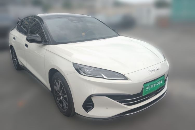 Used BYD Seal 06 New Energy 2024 DM-i 120KM Luxury Model Front Right 45 Deg