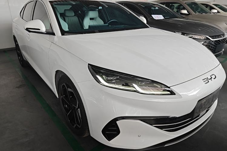 Used BYD Seal 06 New Energy 2024 DM-i 120KM Flagship Model Front Right 45 Deg