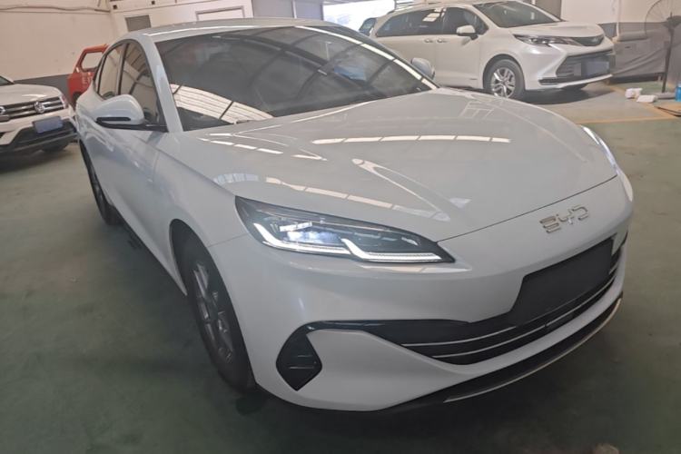 Used BYD Seal 06 New Energy 2024 DM-i 80KM Luxury Model Front Right 45 Deg