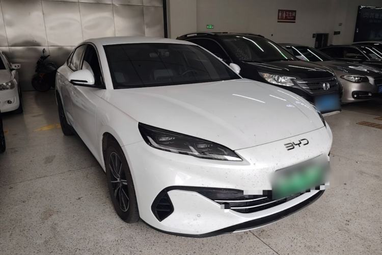 Used BYD Seal 06 New Energy 2024 DM-i 80KM Prestige Model Front Right 45 Deg