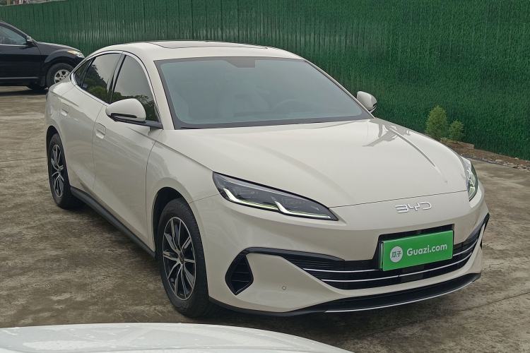 Used BYD Seal 06 New Energy 2024 DM-i 120KM Prestige Model Front Right 45 Deg