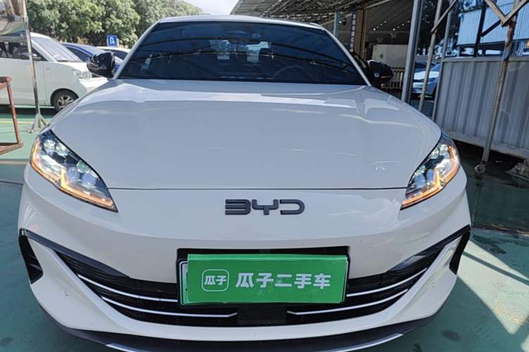 Used BYD Seal 06 New Energy 2024 DM-i 120KM Flagship Model Front