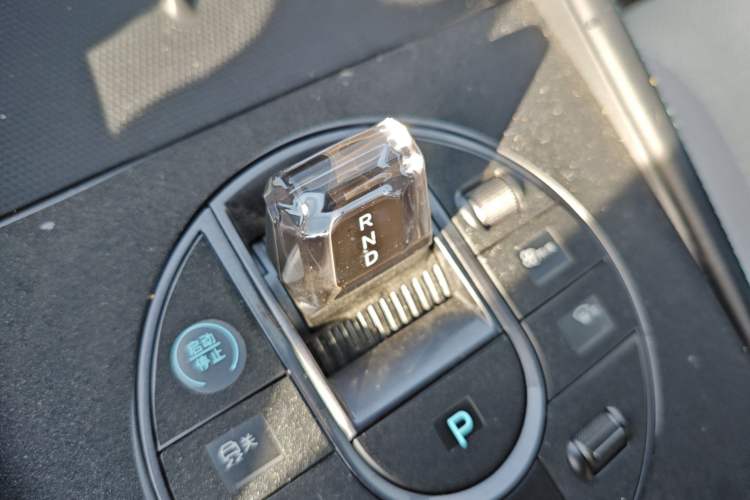Used BYD Seal 06 New Energy 2024 DM-i 120KM Prestige Model Gear Lever