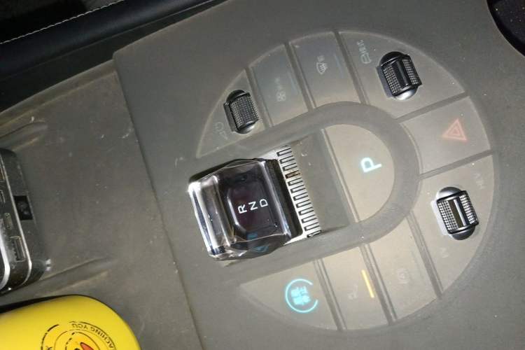 Used BYD Seal 06 New Energy 2024 DM-i 120KM Flagship Model Gear Lever