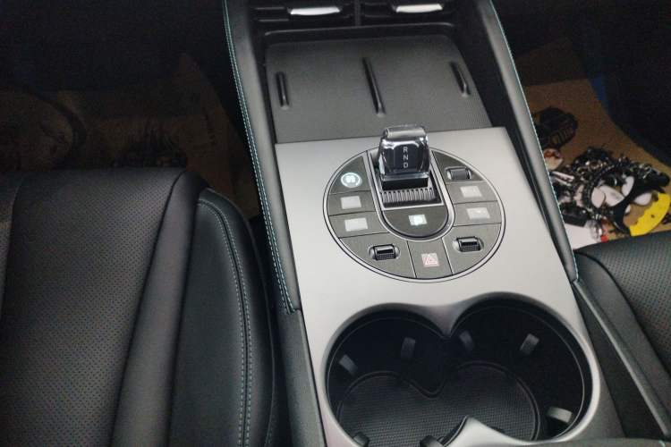 Used BYD Seal 06 New Energy 2024 DM-i 80KM Prestige Model Gear Lever