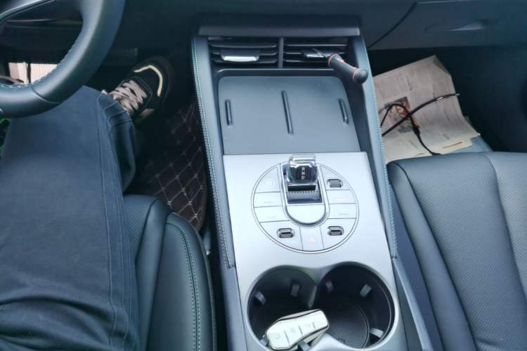 Used BYD Seal 06 New Energy 2024 DM-i 120KM Prestige Model Gear Lever