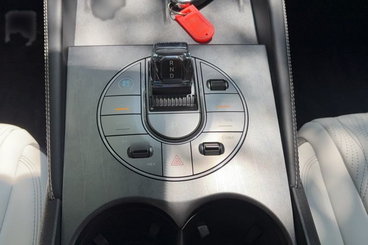 Used BYD Seal 06 New Energy 2024 DM-i 120KM Flagship Model Gear Lever