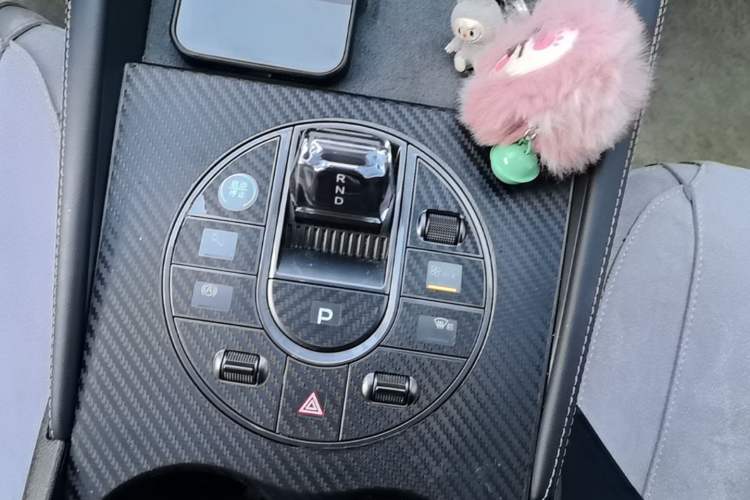 Used BYD Seal 06 New Energy 2024 DM-i 120KM Flagship Model Gear Lever
