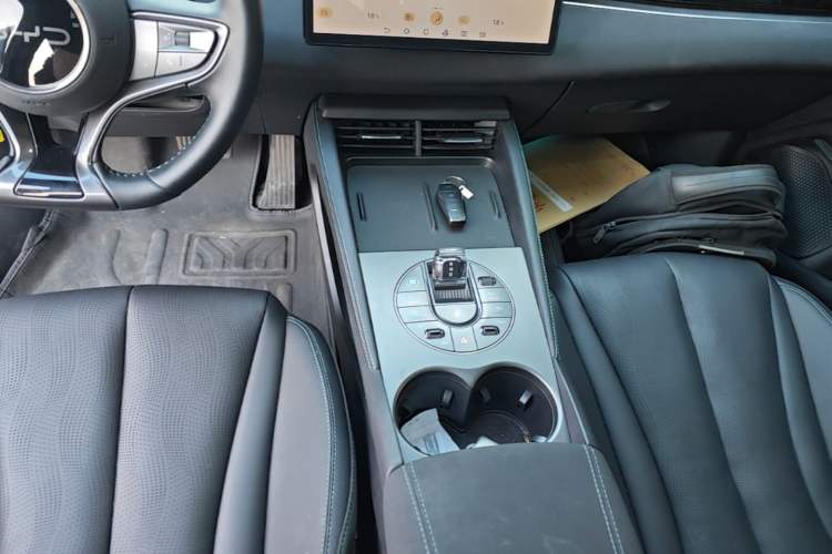 Used BYD Seal 06 New Energy 2024 DM-i 120KM Luxury Model Gear Lever