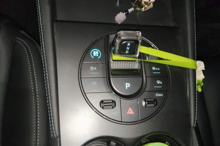Used BYD Seal 06 New Energy 2024 DM-i 120KM Prestige Model Gear Lever
