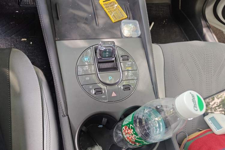 Used BYD Seal 06 New Energy 2024 DM-i 80KM Prestige Model Gear Lever