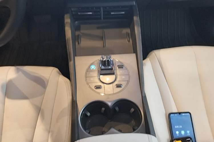 Used BYD Seal 06 New Energy 2024 DM-i 80KM Prestige Model Gear Lever