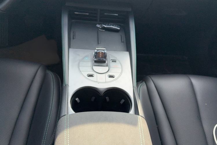 Used BYD Seal 06 New Energy 2024 DM-i 120KM Prestige Model Gear Lever