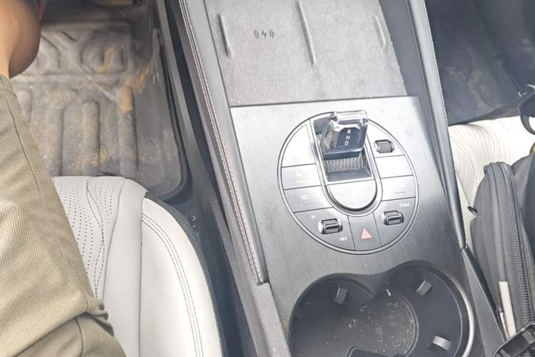 Used BYD Seal 06 New Energy 2024 DM-i 120KM Flagship Model Gear Lever