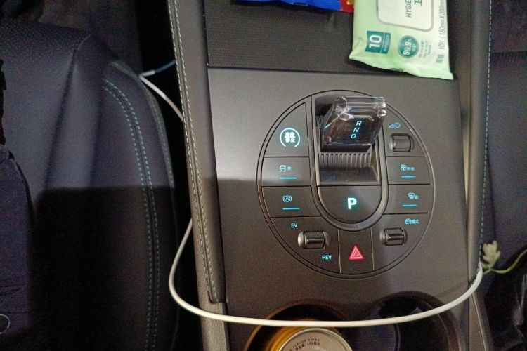 Used BYD Seal 06 New Energy 2024 DM-i 120KM Prestige Model Gear Lever