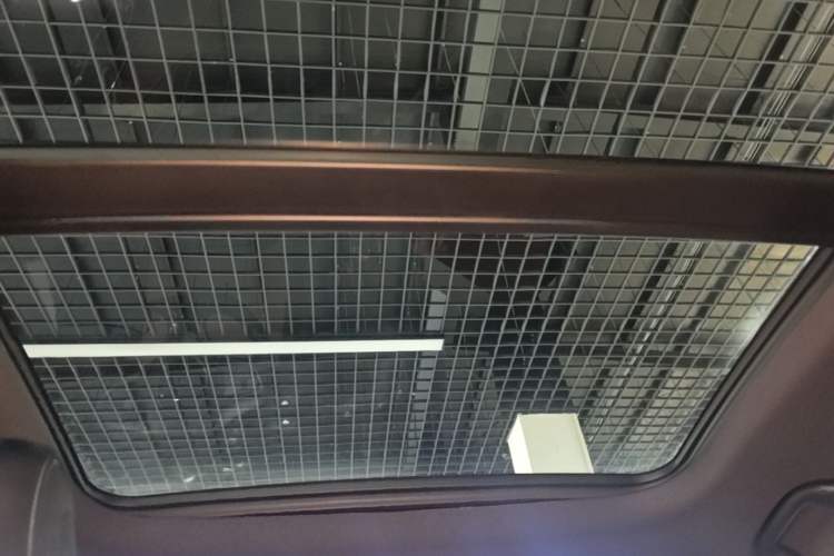 Used BYD Seal 06 New Energy 2024 DM-i 120KM Prestige Model Headliner