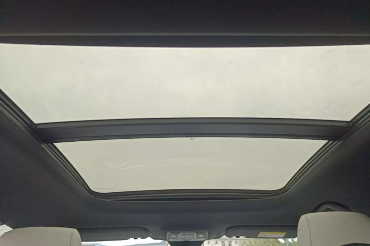 Used BYD Seal 06 New Energy 2024 DM-i 120KM Prestige Model Headliner