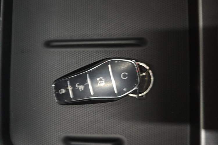 Used BYD Seal 06 New Energy 2024 DM-i 80KM Luxury Model Interior 1