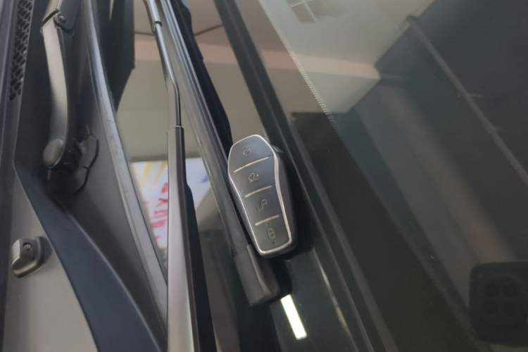 Used BYD Seal 06 New Energy 2024 DM-i 120KM Flagship Model Interior 1