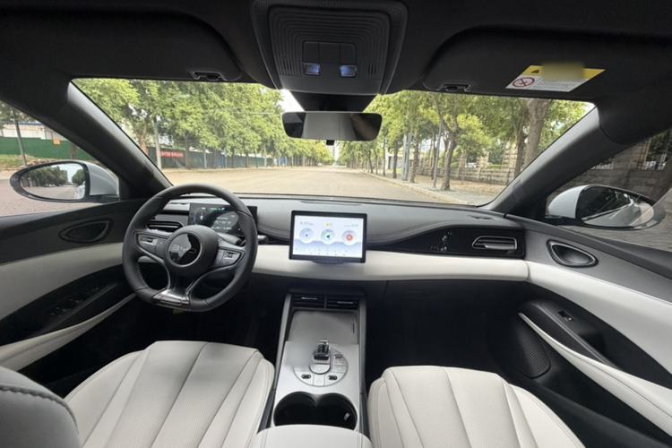 Used BYD Seal 06 New Energy 2024 DM-i 80KM Luxury Model Interior 1